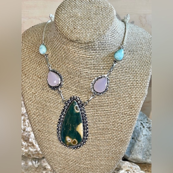 Rainforest Jasper, Chalcedony & DR Larimar Pendant Necklace - Picture 11 of 12